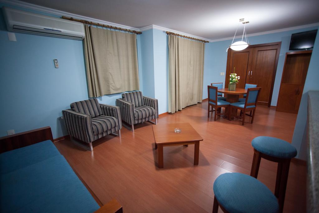 Hotel Saint Louis Luís Eduardo Magalhães Rom bilde